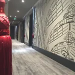 Hotel Mercure Alesia 4*