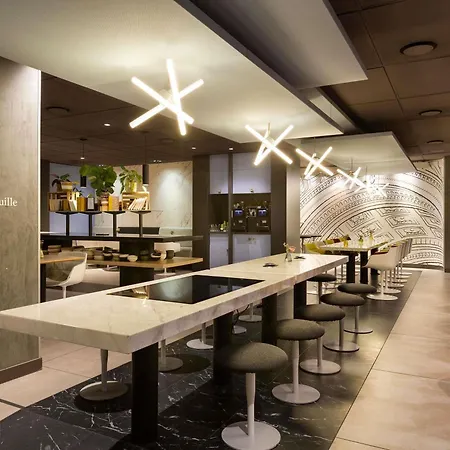 Hotel Mercure Alesia 4*