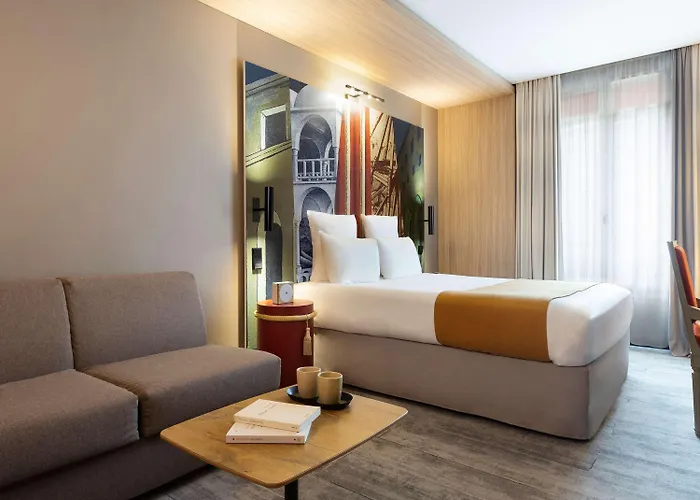 Отель Mercure Alesia Париж