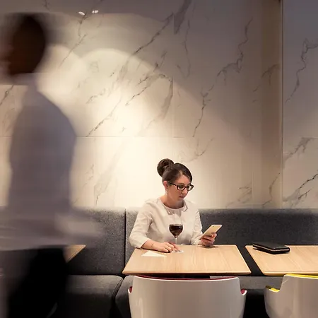 Mercure Alesia Отель