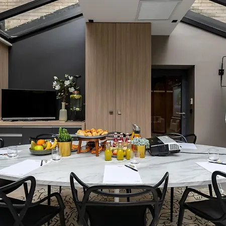 Mercure Alesia 4* פריז