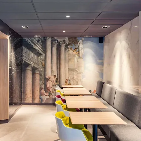 Hotel Mercure Alesia París