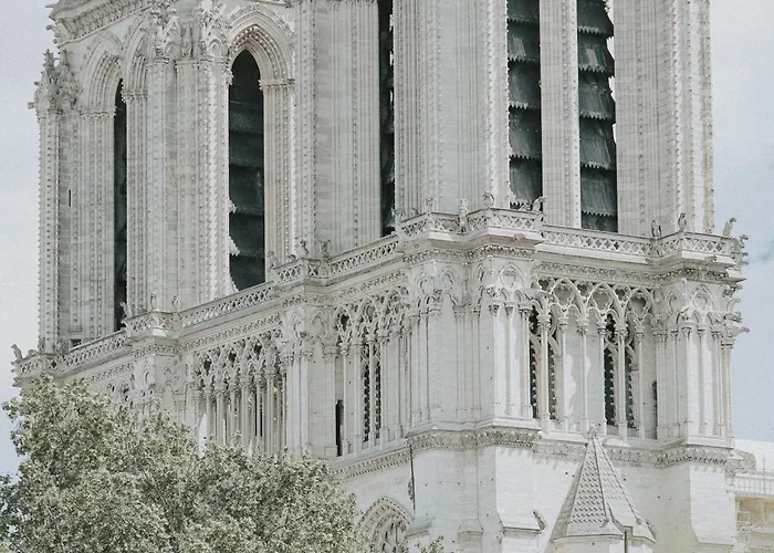 Mercure Alesia Hotel