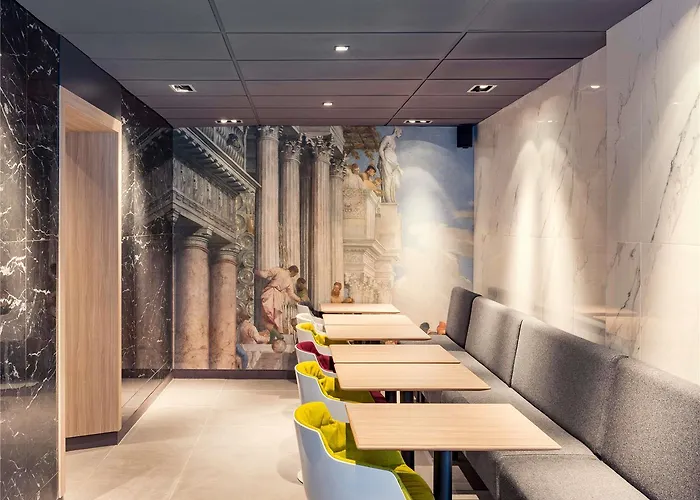 Mercure Alesia 4* París