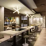 מלון Mercure Alesia 4*