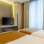 Mercure Alesia מלון 4*