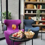 Mercure Alesia פריז