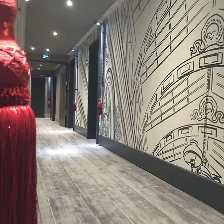 מלון Mercure Alesia 4*